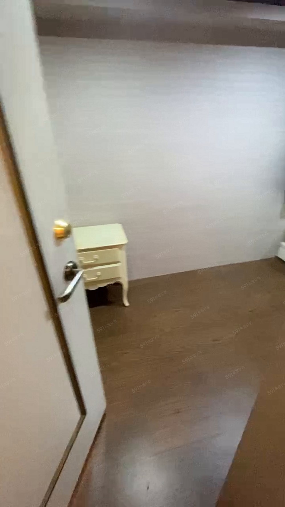 小巨蛋.可租補.新裝潢.傢俱全.可貓.機能佳 - Image 1