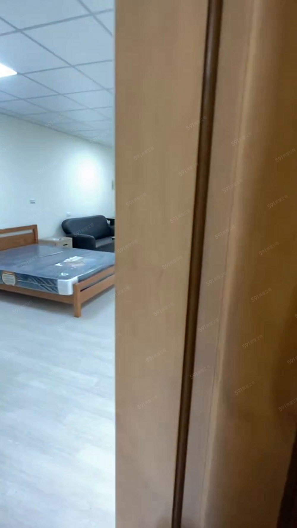 電梯大套房近高應大大昌正忠商圈仲介勿擾 - Image 1