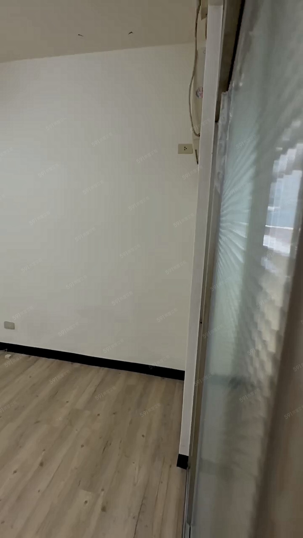 鄰近裕隆城、新店區公所可寵大三房歡迎合租 - Image 1