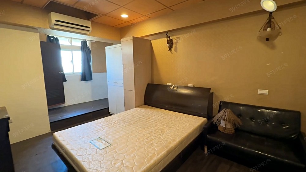 府中可貓套房-8坪空間有對外窗⏩Howard - Image 1