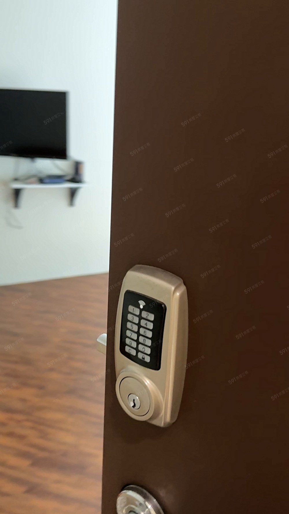 全新出租套房 - Image 1