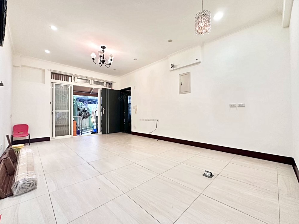 【天母忠誠路一樓】市場獨家-天母棒球場庭院精美三房