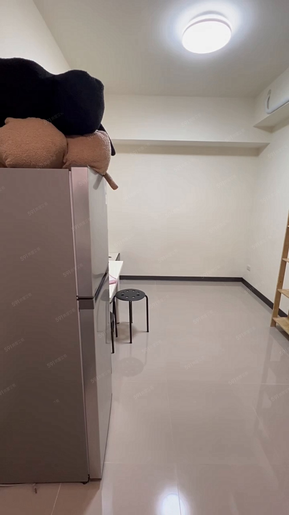 🍊可租補西門紅樓全新正一房一廳五星獨套 - Image 1