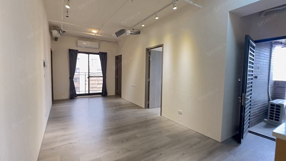 ✅北屯崇德輕屋齡✅大三房高樓層工業風✅🉑戶籍 - Image 1