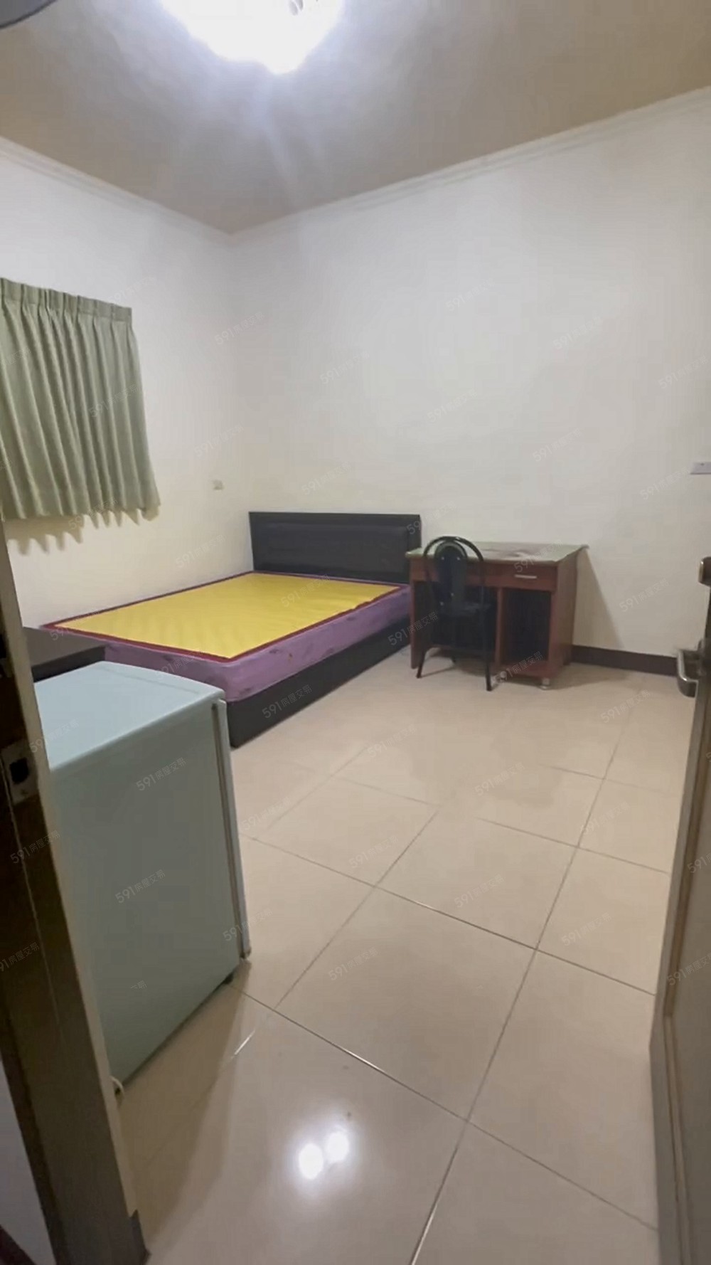 芬秒租好房-1樓免爬樓梯/可短租/近火車前站套房/對外窗 - Image 1