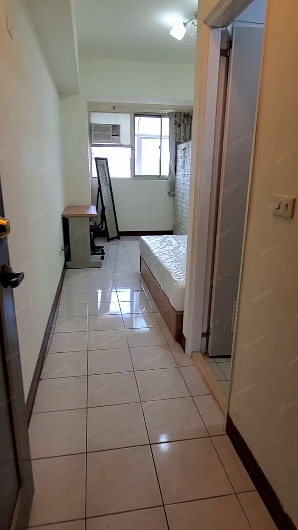 🍎意志力🍭逢甲套房🍭可租補🍭台水電🍭免仲介費 - Image 1