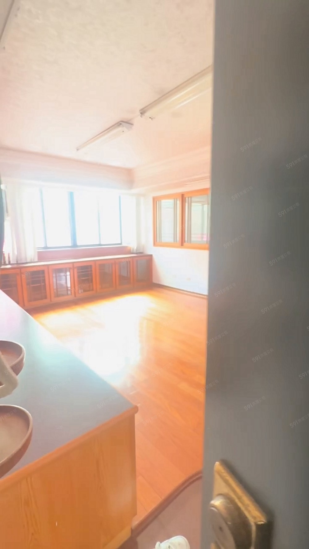 海山⚡️採光通風/免爬梯/格局方正/正三房/包裹垃圾代收 - Image 1