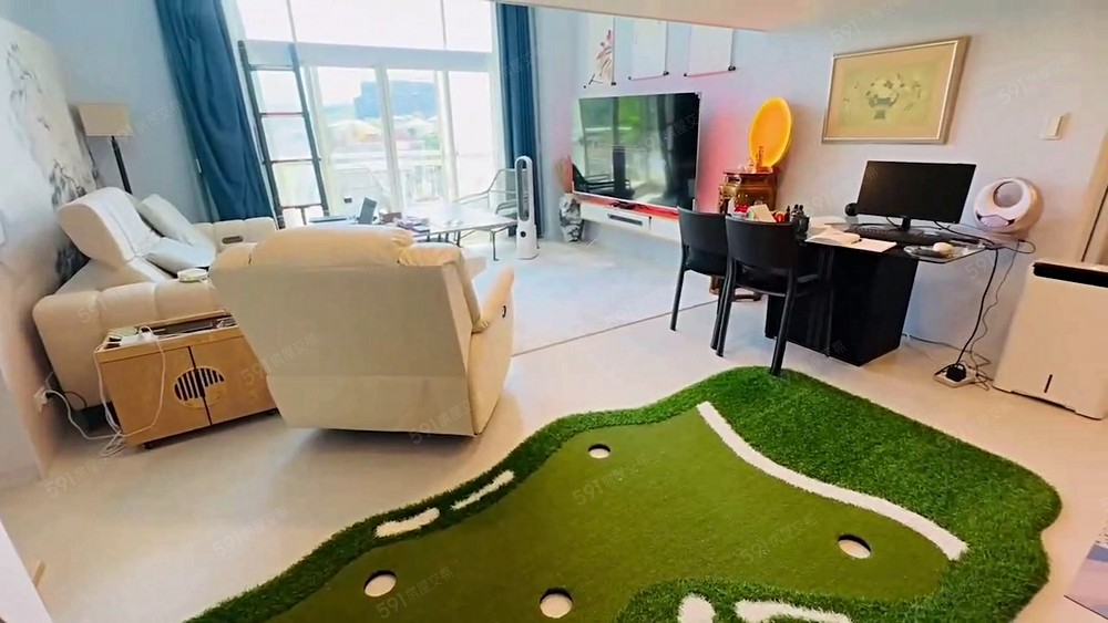 佛朗明哥擁抱藍天白雲視野極佳精裝三房