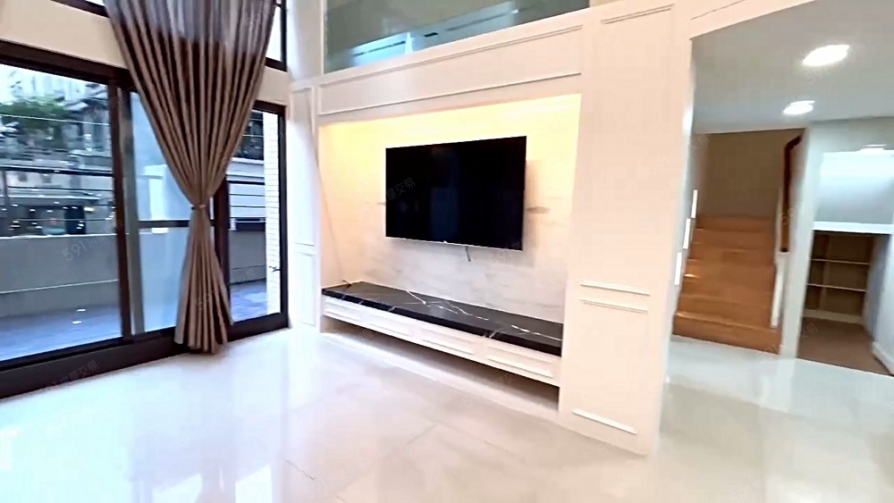 太子劍橋💖東海澄清✨百萬裝潢樓中樓4房平車✨家具可談 - Image 1