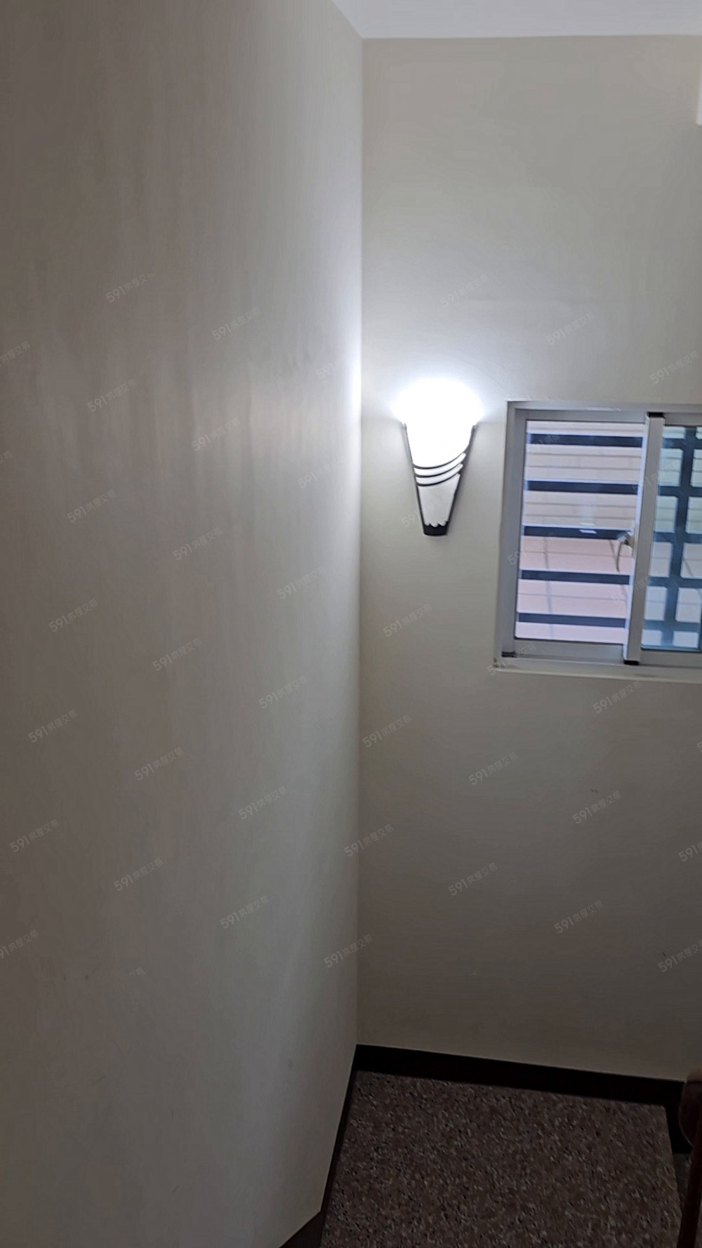 小東路靜巷優質雅房 - Image 1