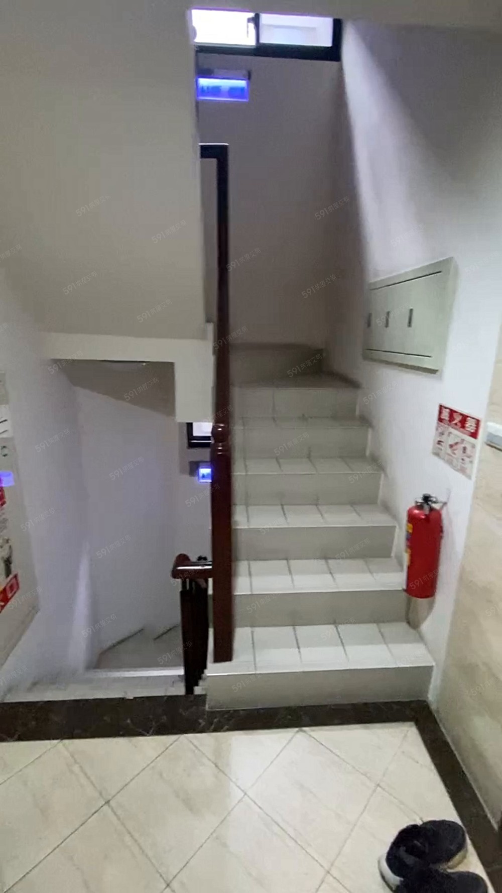 美術館五權星巴克/精美裝潢二房含車位/可租補採光好 - Image 1