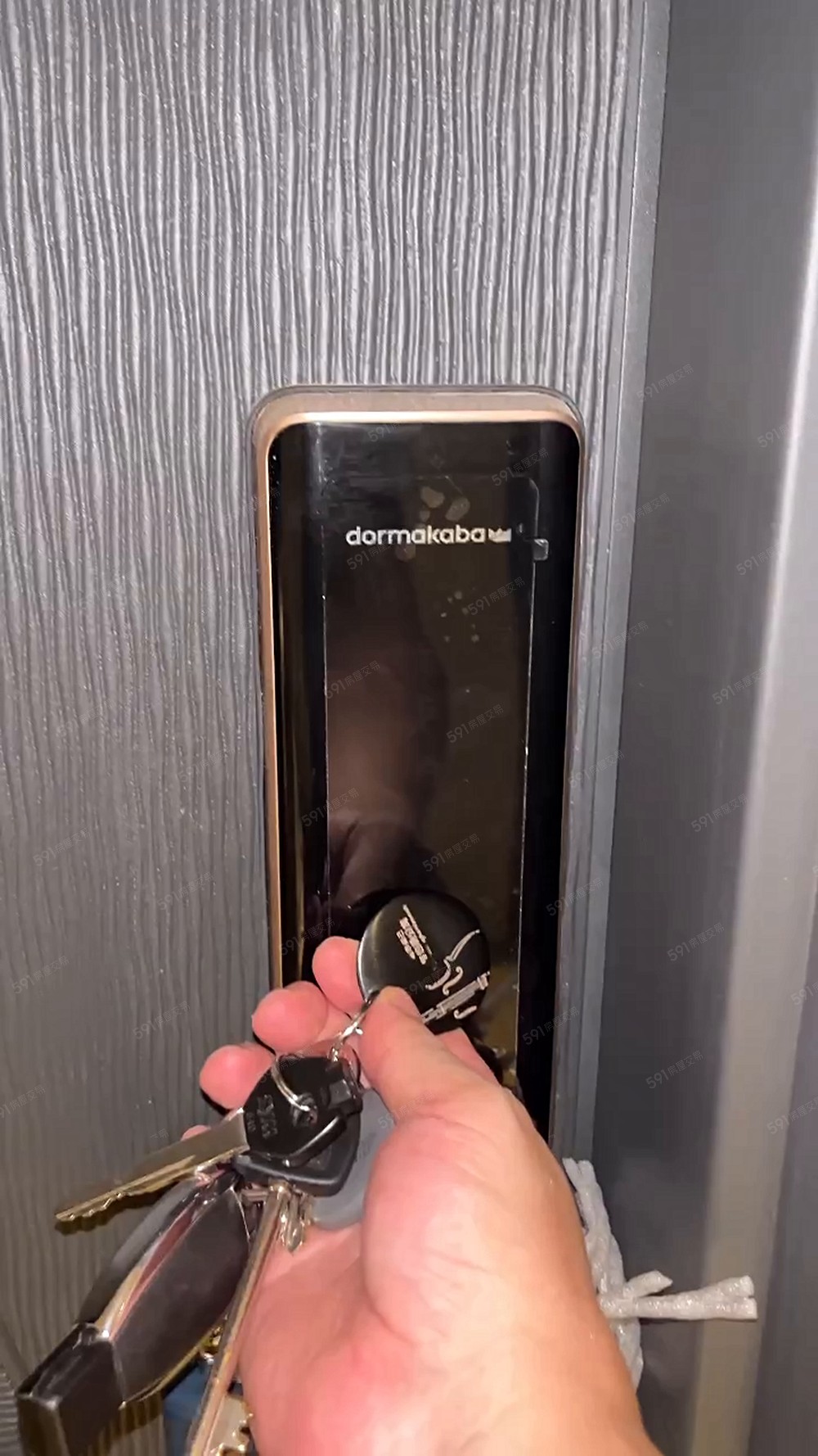 維也納公寓|入住李文勝大師作品|捷運6分鐘|全新挑高2房 - Image 1