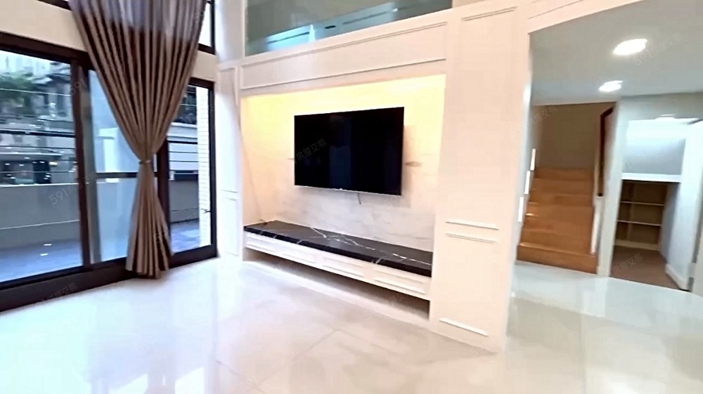 東海中科榮總米平方商場💖可報稅超美精裝樓中樓大四房💖浴缸 - Image 1