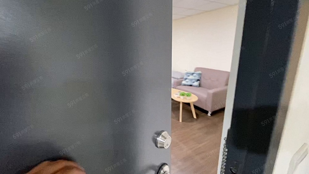 包水電/可寵可租補🔥捷運府中🔥方正房間有窗/妤彤租屋 - Image 1