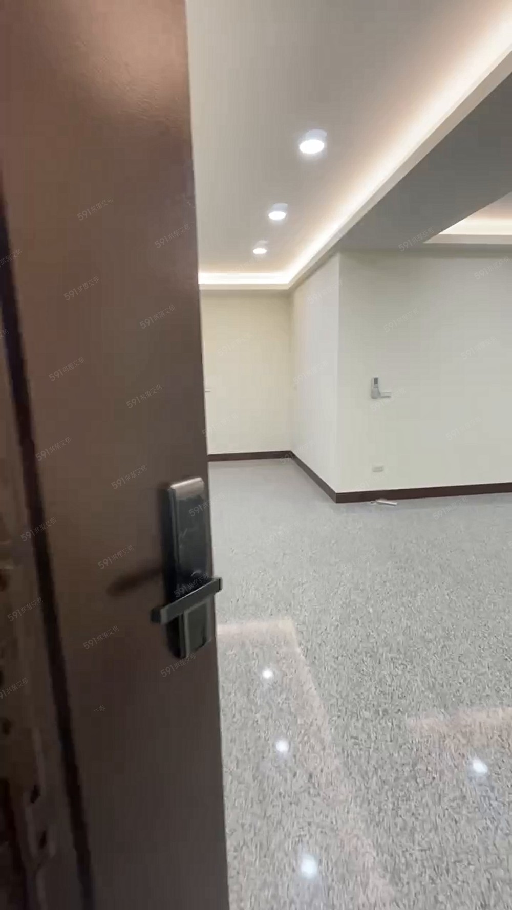 洽洽好租🏡市府中路全新電梯超大3房雙主臥 - Image 1