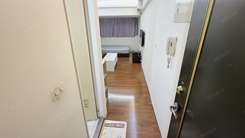 逢甲大學.逢甲夜市.可租補.台水電電梯套房 - Image 1