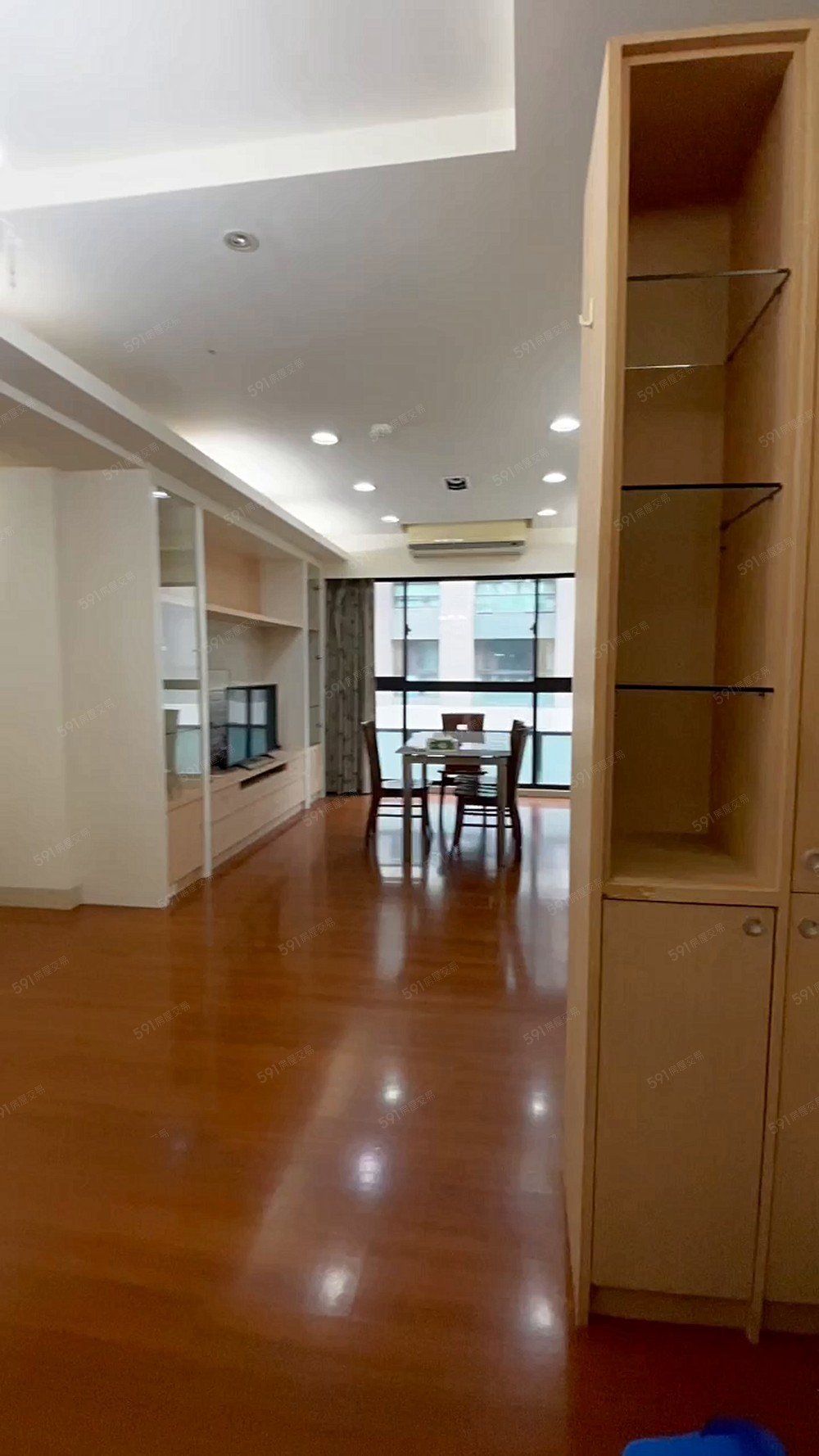 關新公園旁/超正裝潢4改3房 - Image 1