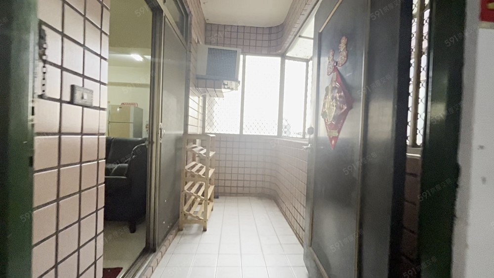 【不用管社宅】三面採光電梯大三房、可租補入籍 - Image 1