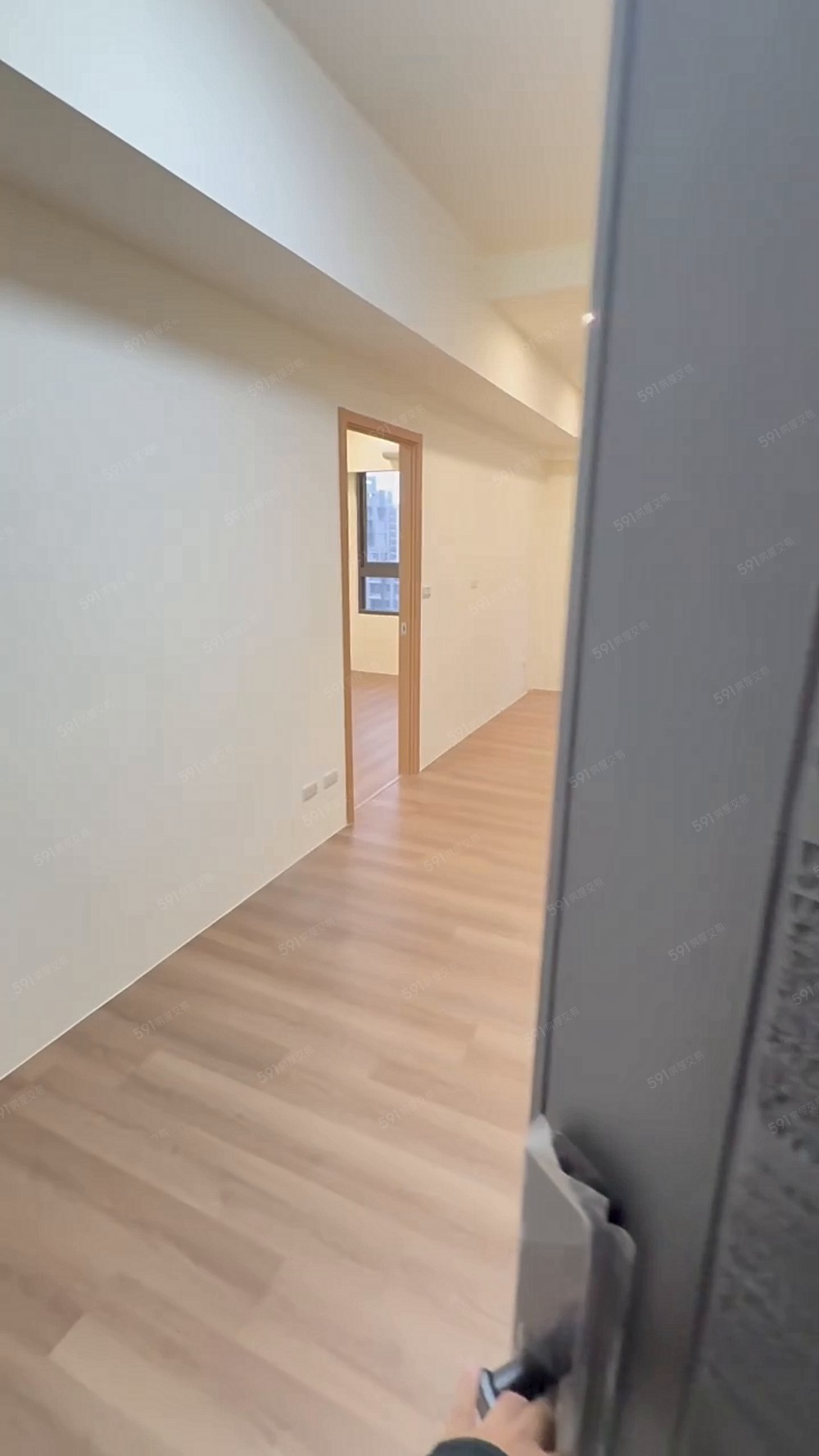 【A9頤昌柏舍】可租補寵物〃稀有超大主臥兩房車 - Image 1