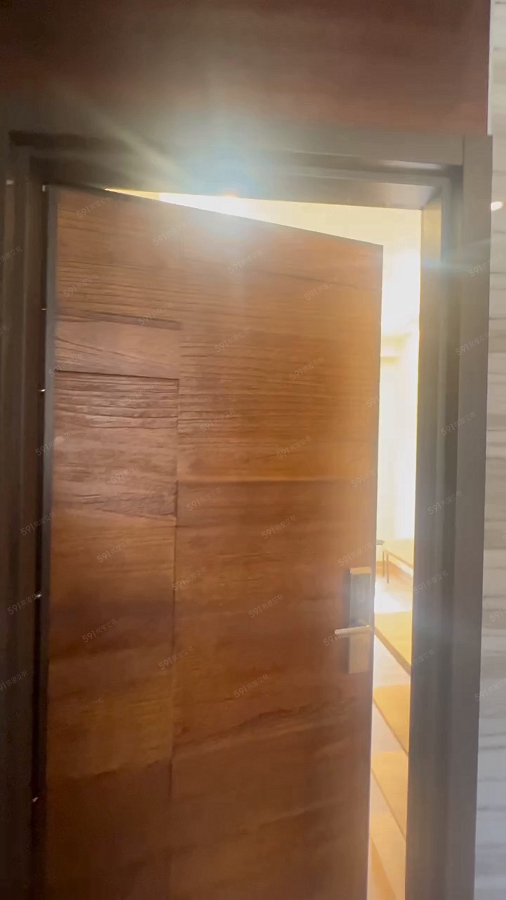 女王萬歲💖絕美2房出租可租金補貼🥇近捷運站🌞裝潢美屋 - Image 1