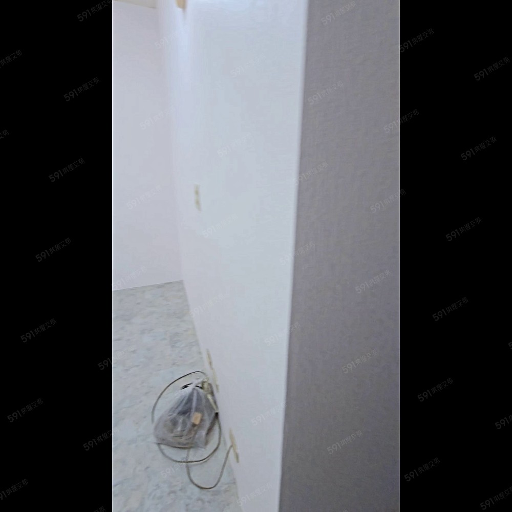 健身宅近LaLaPort地點佳👍可租補👍冷氣可談😊 - 591租屋網 - Image 1