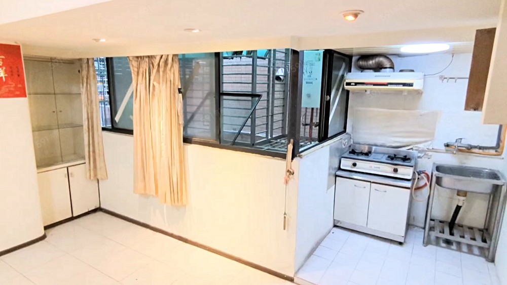 不限貸．捷運電梯套房有管理．安靜邊間機能優㊣光頭小黃誠信認真