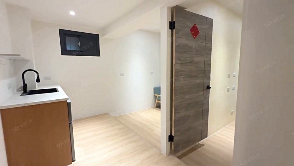 東區林森可貓大套房可租補🎀指名董小姐 - Image 1