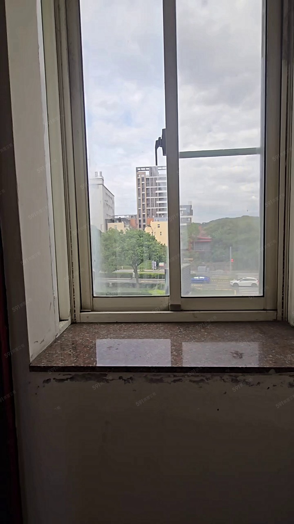 喜來登/大遠百商圈套房/獨立套房 - Image 1