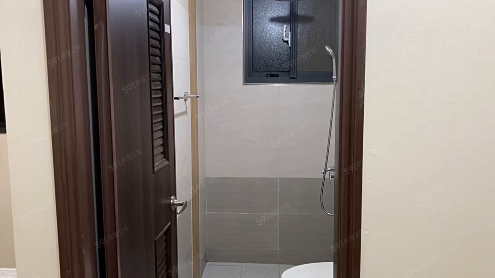 大社區精美學生套房 - Image 1