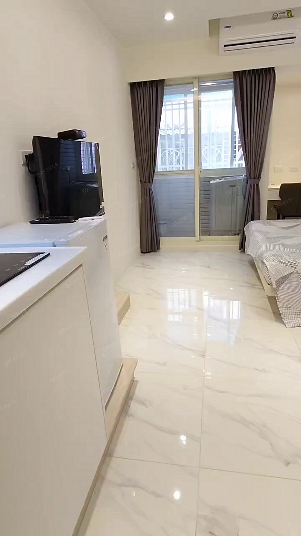 健行科大中壢後火車站百萬**全新裝潢**獨陽獨洗 - Image 1