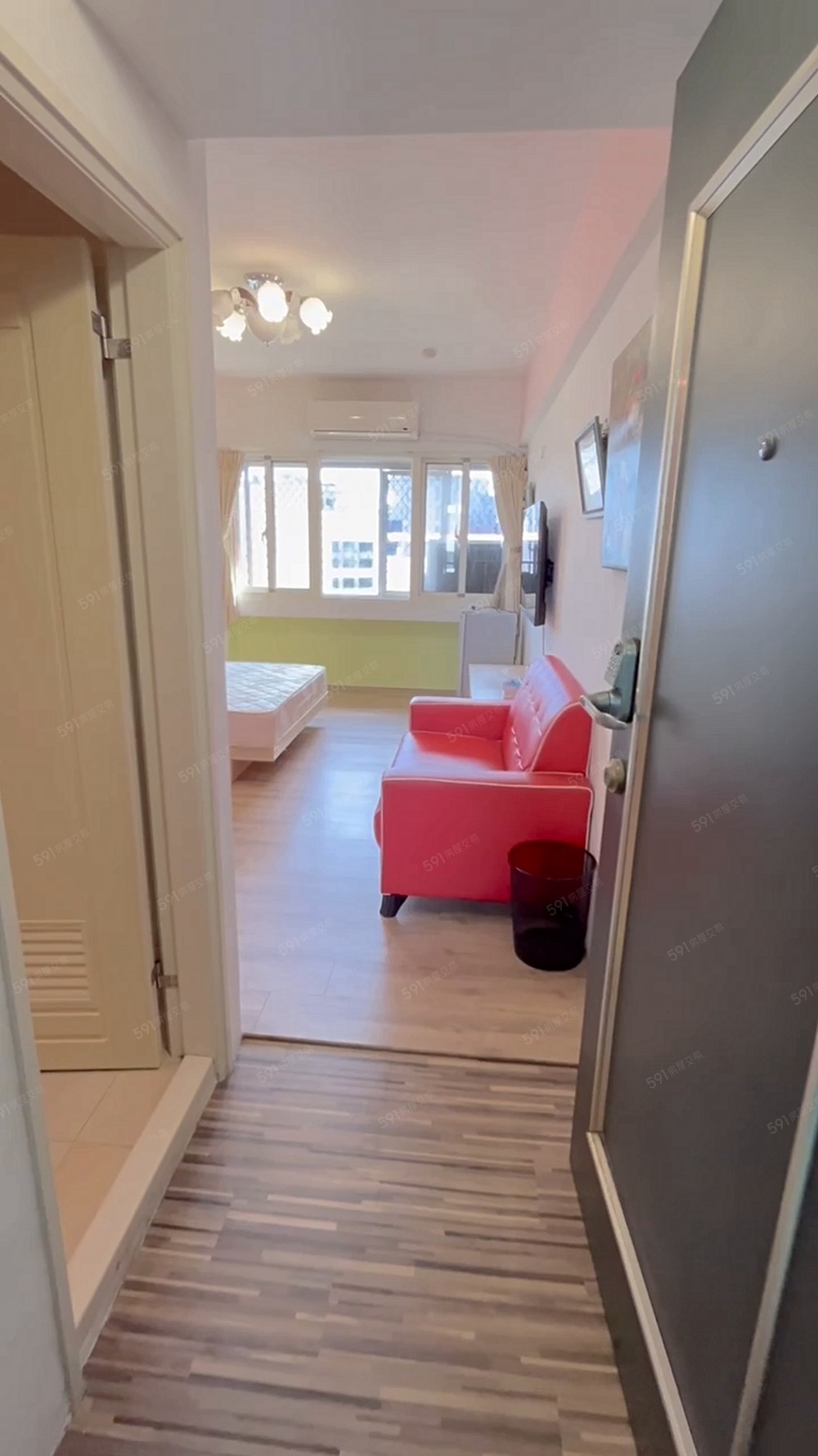 逢甲首選🌟可租補可貓🌟台水電最省🌟電梯大樓🌟陽光充足 - Image 1