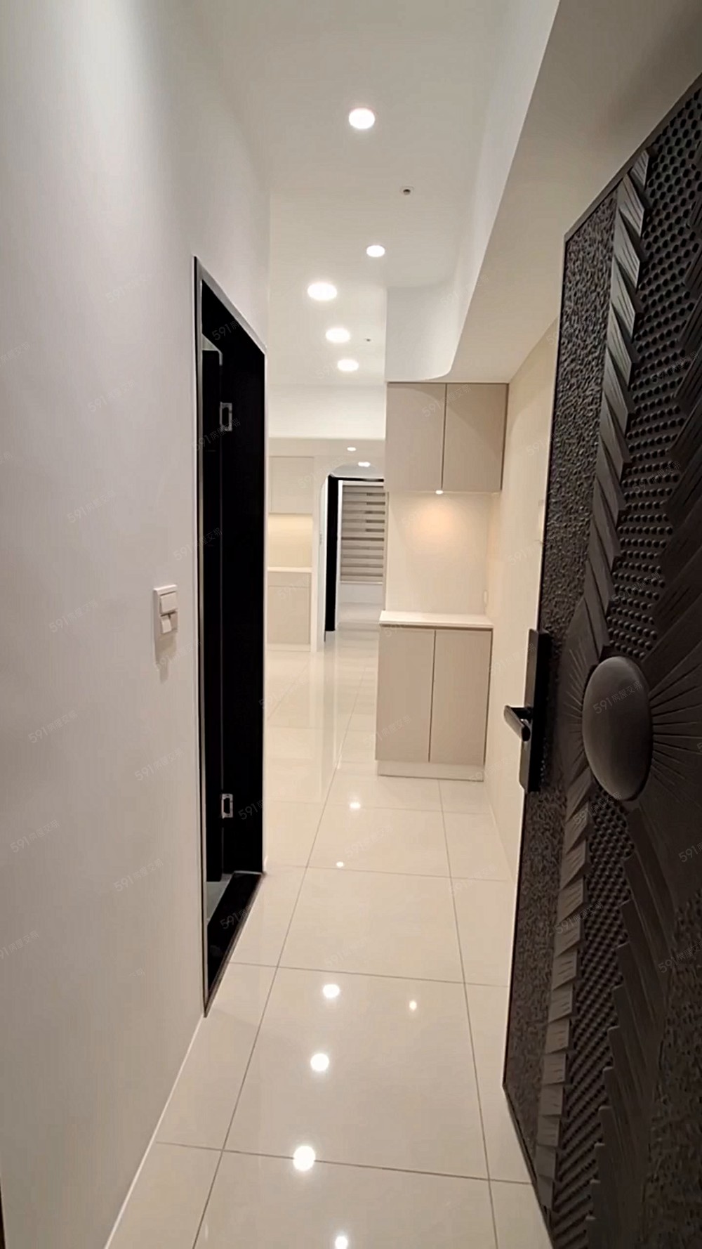 海山捷運全新花園大樓~收納完整3房 - Image 1