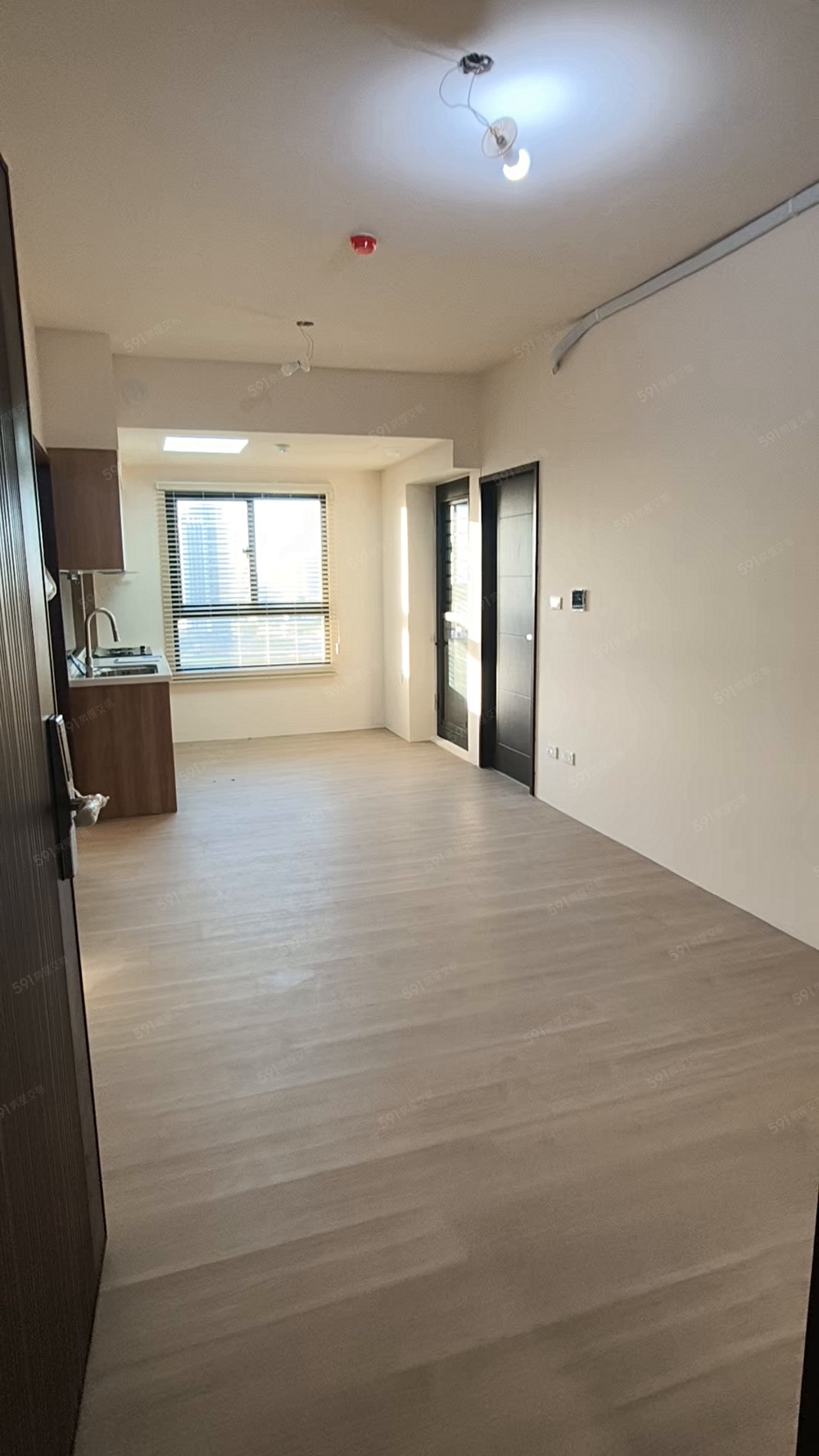 免仲介費/可租補/可寵~租金含管理費.車位~ - Image 1