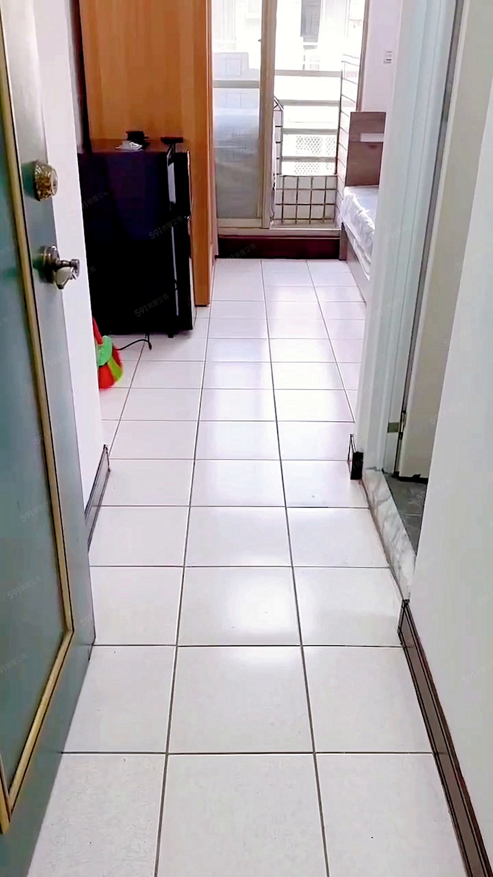 西屯東海/可寵/台水電/宇宙無敵便宜套房/可租補 - Image 1