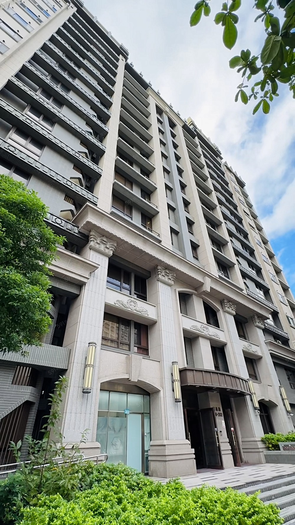 專任｜信義樂章｜板橋質感裝潢兩房平車稀有秒殺戶｜我是承辦