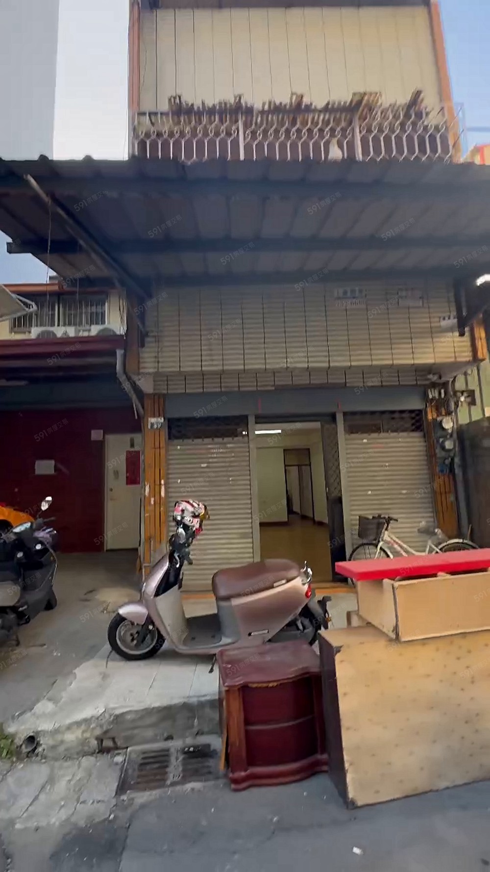 透天整棟出租✨台水電✨可戶籍可租補✨頂樓有神明廳空間✨近一中 - Image 1