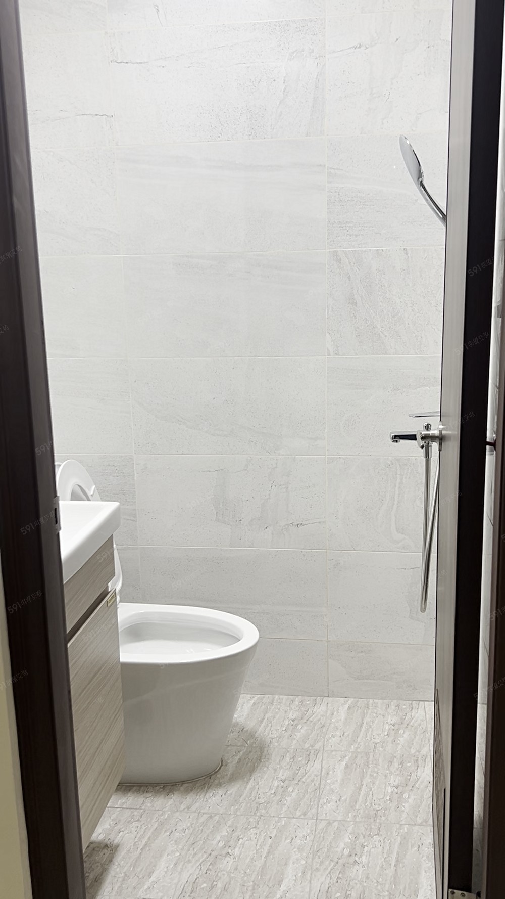 可單層.全新中科台積電科境.4房4衛獨立電表套房 - Image 1