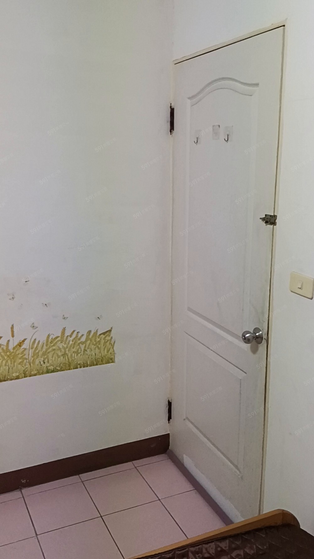 明亮通風雅房交通食宿方便（可租補台電收費） - Image 1