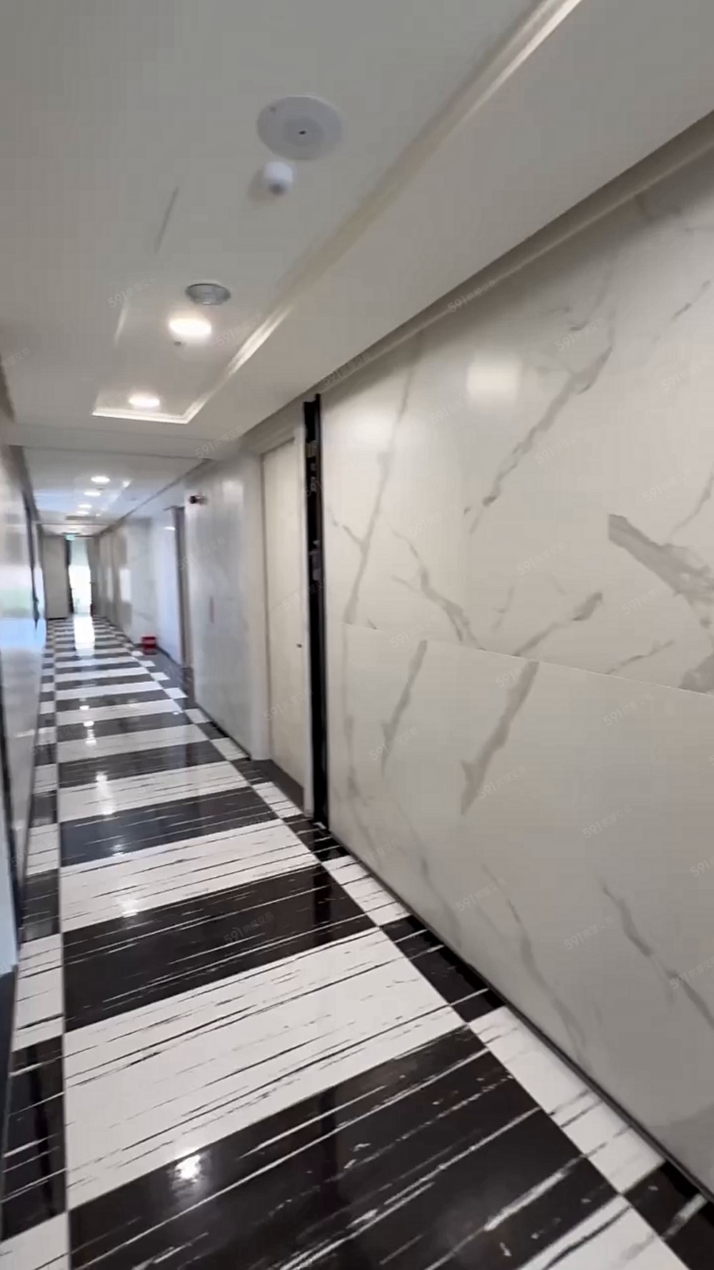 ❤️西區✨全新未入住✨公益商圈✨漂亮兩房+平車 - Image 1