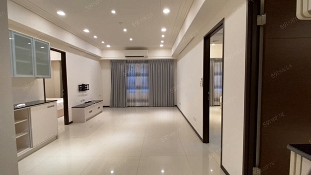 麥當勞旁鑽石雙星@百萬裝潢大3房+平車 - Image 1