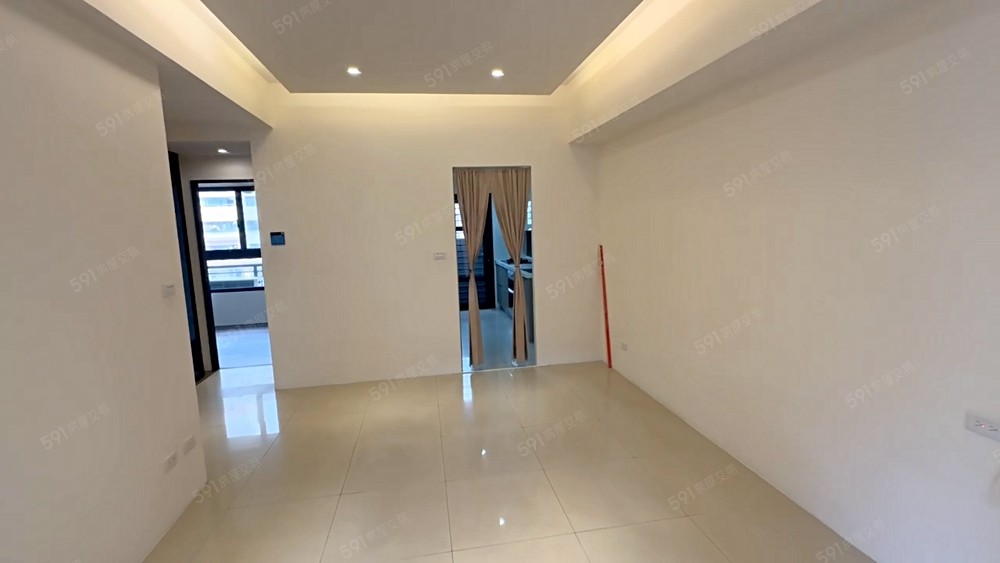 水湳經貿中央公園中國醫💖可租補全新超美三房含平車💖浴缸 - Image 1