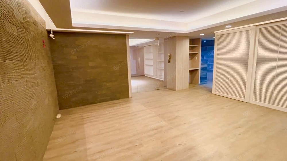 租捷運文化中心站前出口大空間辦公室 - Image 1