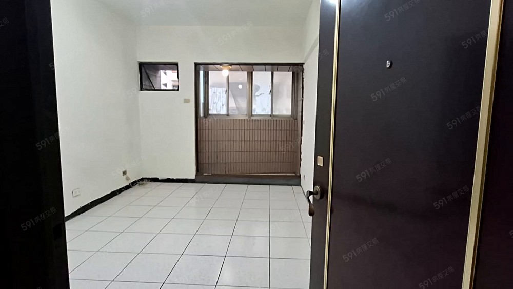 🌈學府裕民商圈+海山捷運🌈低公設電梯3房🌈車位好抽🌈