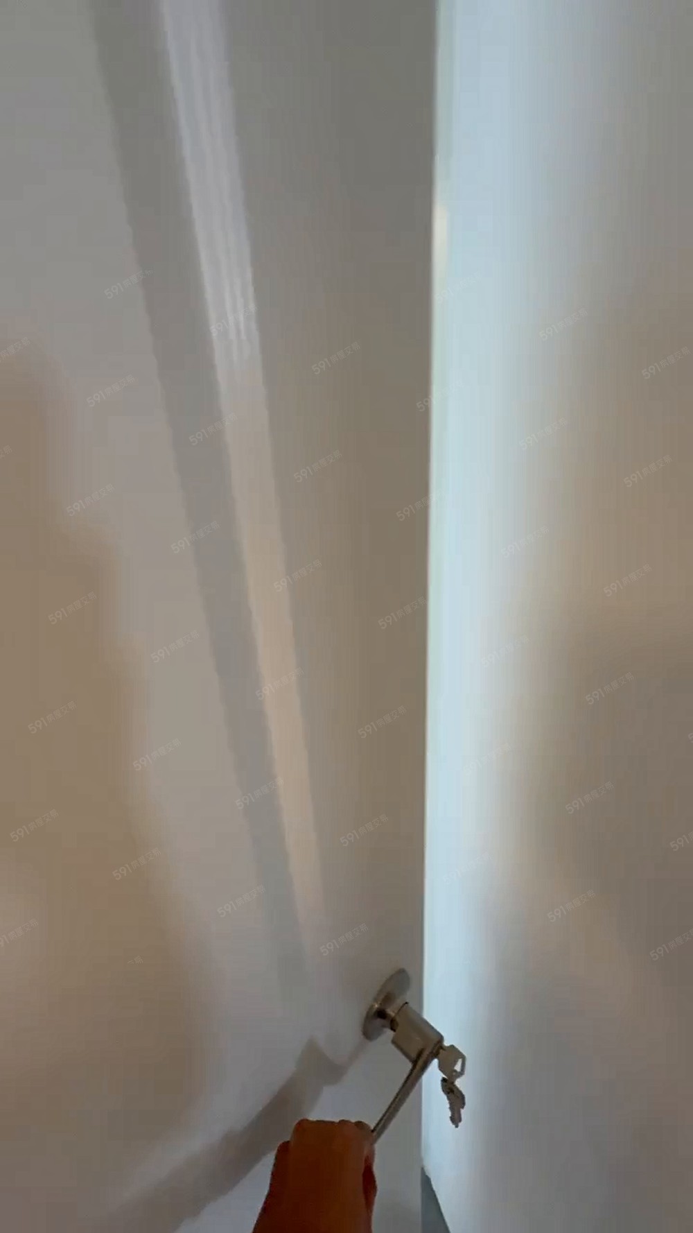 全新未住兩房🉑雙租補工作室寵物友善台水電分算近一中街!! - Image 1