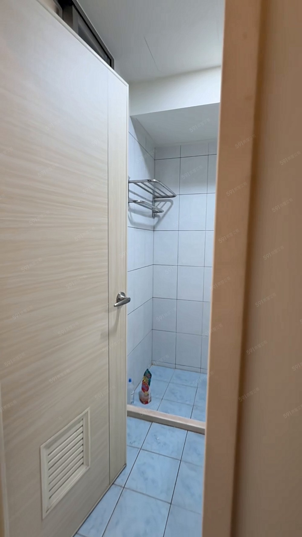 三民高中🏠免爬高✨租補報稅❤️獨洗曬✅變頻冷氣/飲水機 - Image 1