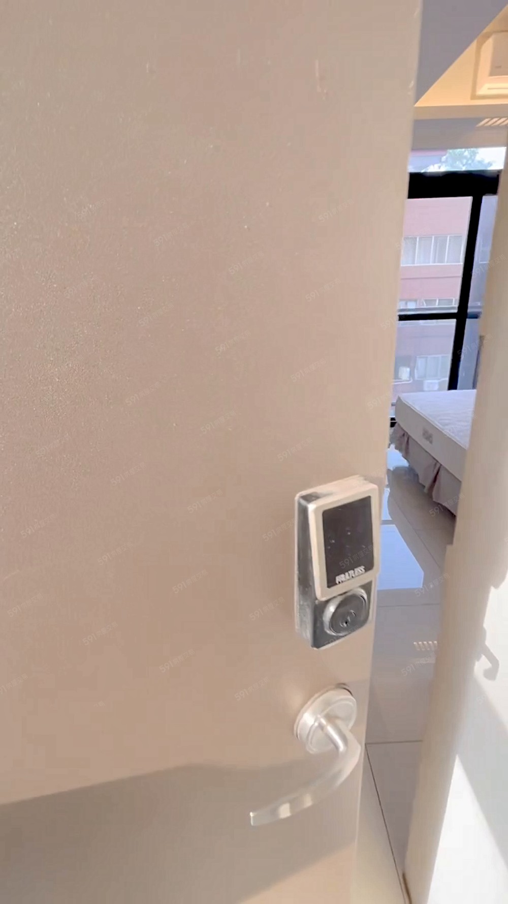 西區可租補🔸陽台獨洗🔸系統裝潢🔸電梯🔸車位可租 - Image 1