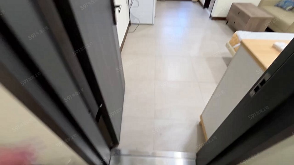 芬秒為你租好房-舒適套房.陽台獨洗.小資族首選/免爬樓梯 - Image 1