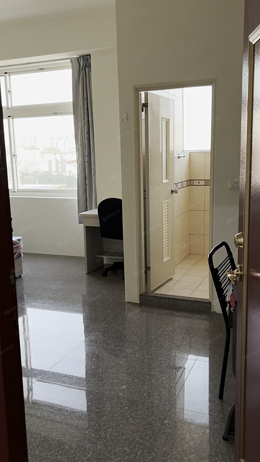 頭份建國商圈健身套房 - Image 1