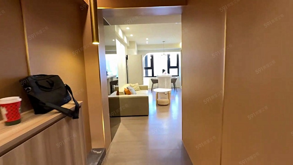 全新裝潢漂亮宅*A18站*拎包直接入住不煩惱 - Image 1