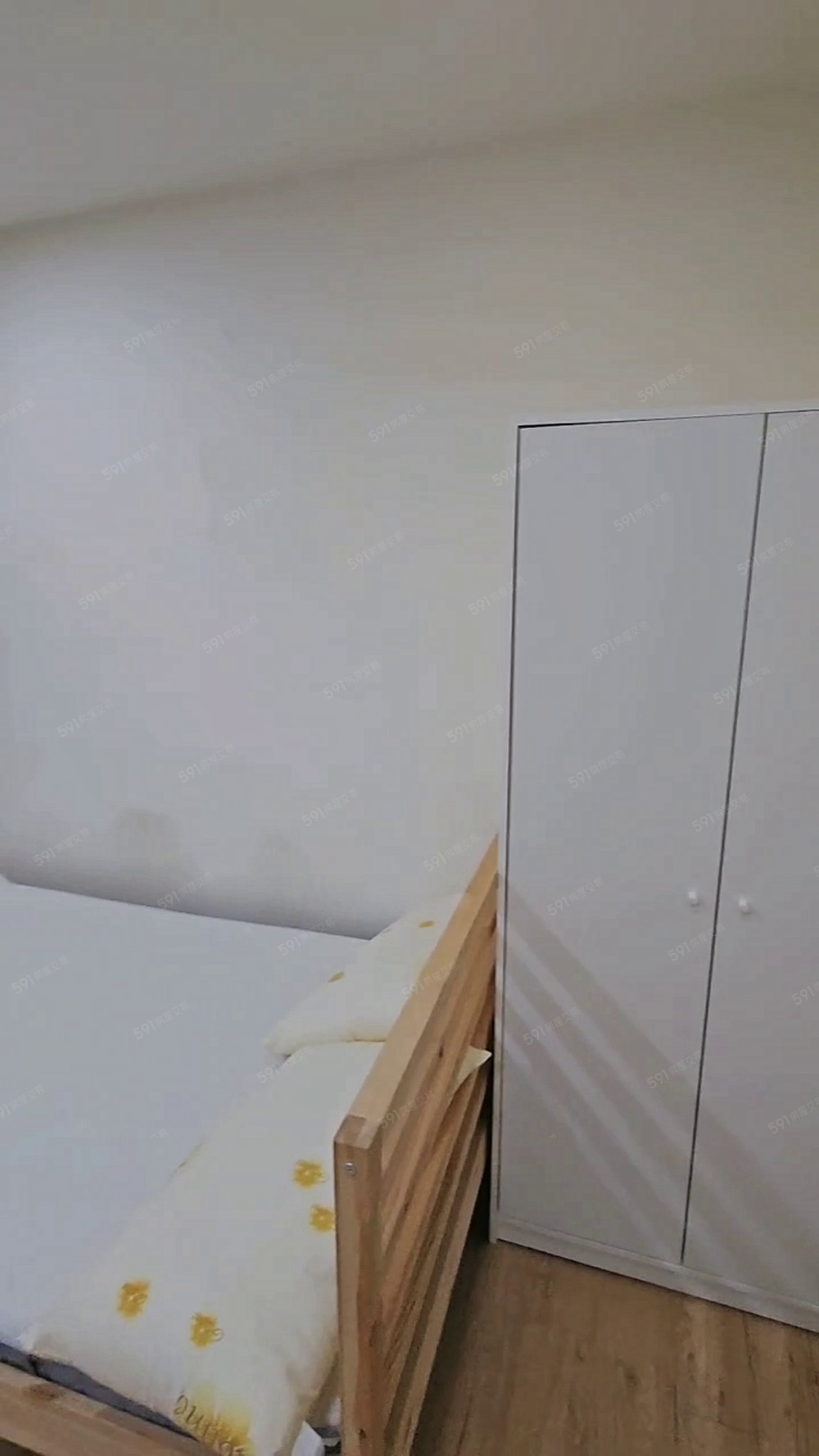 江子翠❣️可租補稅超便宜/家具齊全採光通風/獨曬生活機能佳 - Image 1